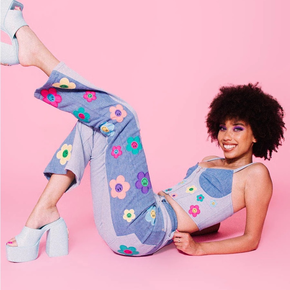 EASY TIGER FLOWER POWER FLARE JEANS